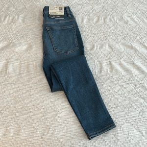 NWT! DL1961 Farrow Skinny Jean